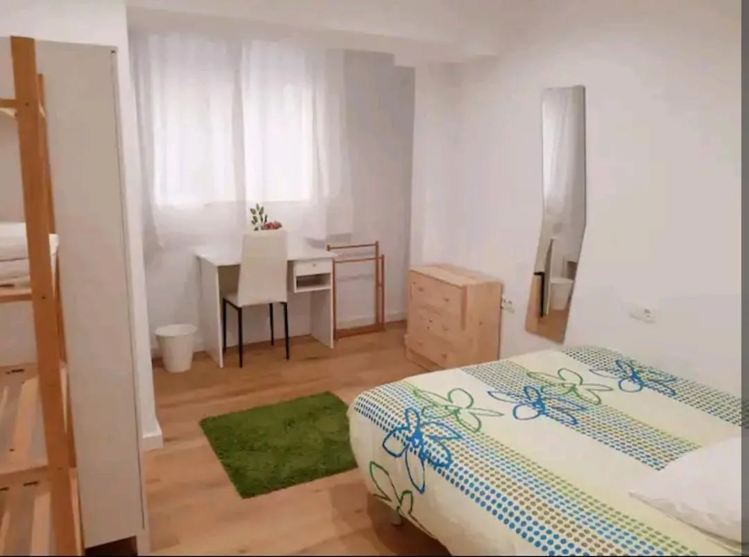 Apartamento Centrico En Granada Con Garaje Gratis. Apartment